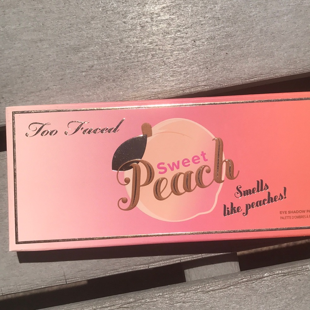 Too Faced Sweet Peach palette